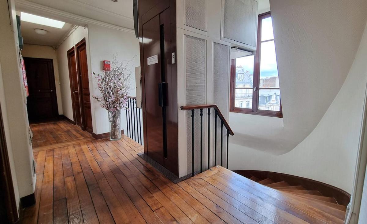 Appartement Charming Aligre Bastille Neighborhood Parijs